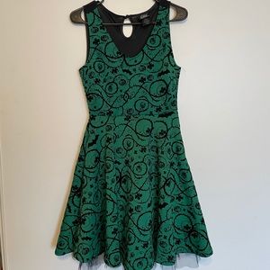 Hot Topic DC Bombshells Poison Ivy dress